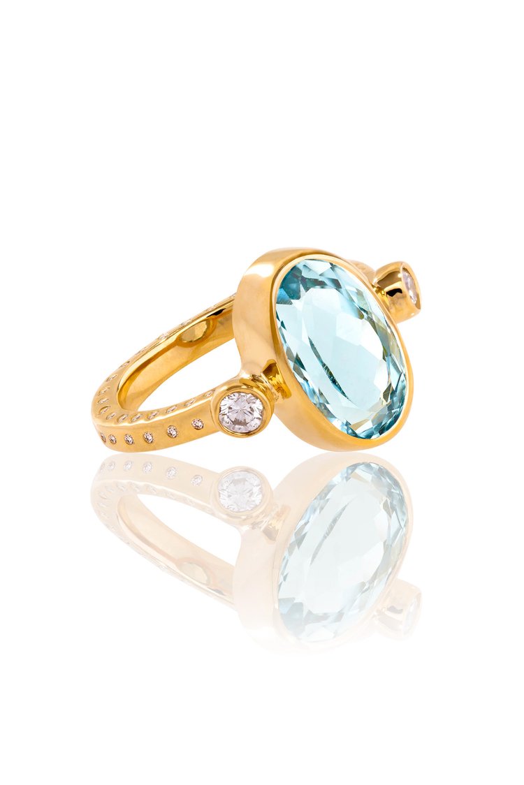 Gold & Aquamarine Ring
