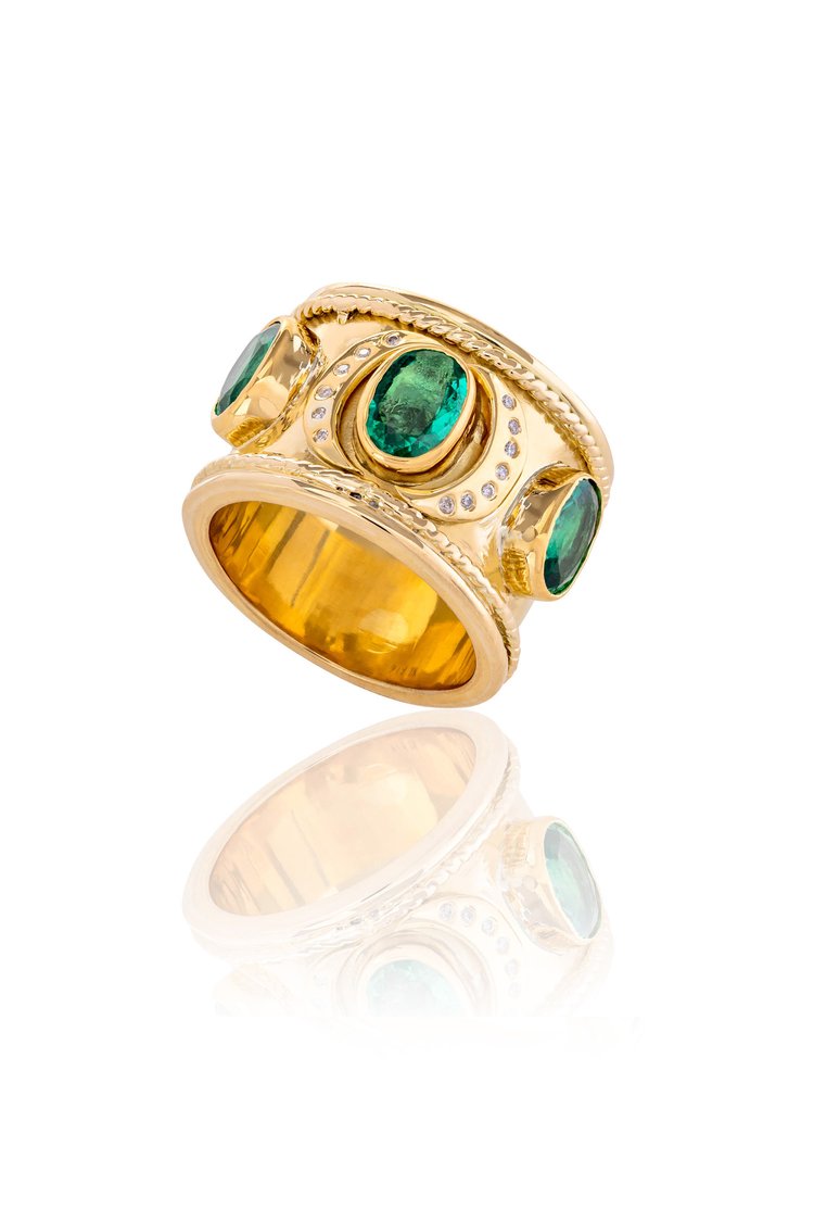 Gold & Emerald Ring