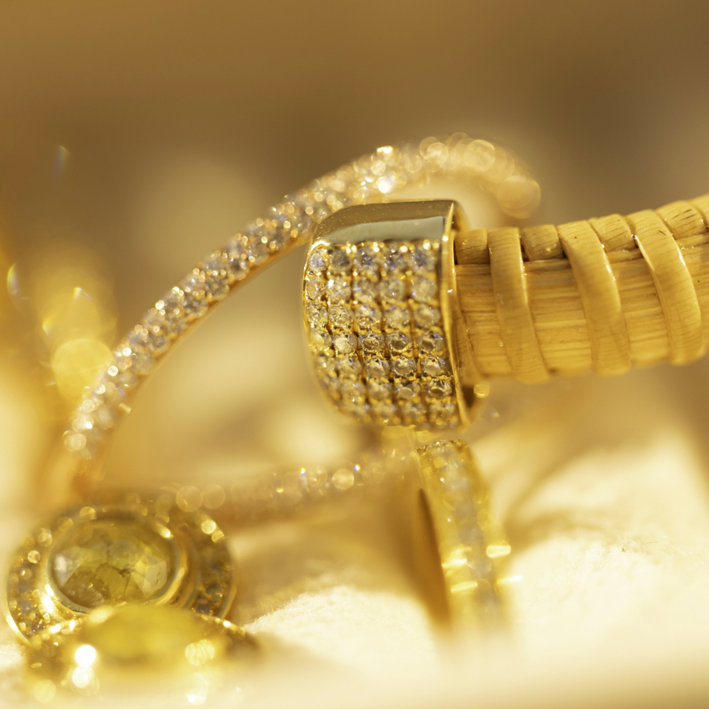 Hyannis Port Nantucket Lightship Basket Cuff Quarter Inch with Yellow Gold & Diamonds (Made to Order 4-6 Weeks)