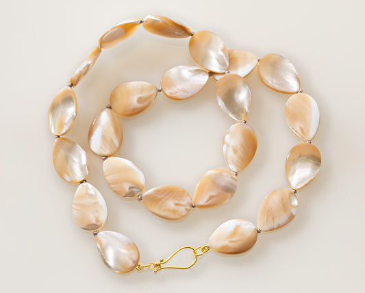 Mother of pearl beaded teardrop necklace